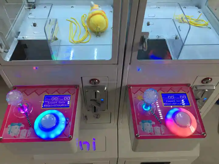 Mini Máquina de Grúa de Garras - Arcade Toy Claw Vending Machine reseña y precio
